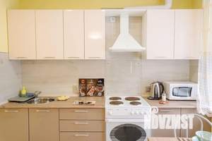 Студия квартира, посуточно, 36м2, 1/9 этаж