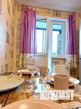 1-к квартира, посуточно, 39м2, 3/6 этаж