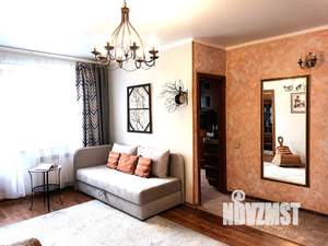 2-к квартира, посуточно, 42м2, 2/5 этаж