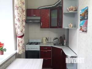 2-к квартира, посуточно, 47м2, 1/3 этаж