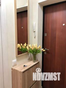 Студия квартира, посуточно, 20м2, 1/12 этаж