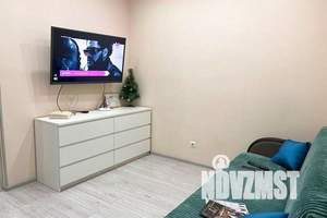 2-к квартира, посуточно, 42м2, 3/21 этаж