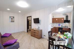 2-к квартира, посуточно, 50м2, 3/5 этаж