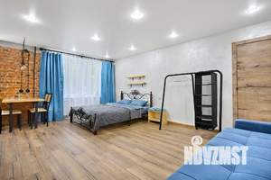 Студия квартира, посуточно, 32м2, 1/5 этаж