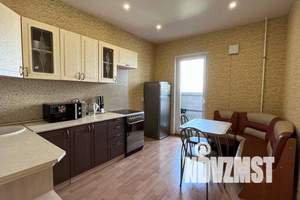 1-к квартира, посуточно, 42м2, 15/18 этаж