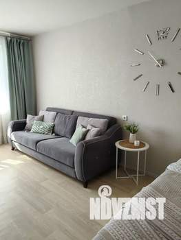 1-к квартира, посуточно, 37м2, 4/10 этаж