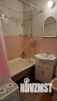 1-к квартира, посуточно, 35м2, 8/9 этаж