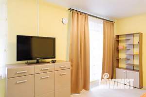 Студия квартира, посуточно, 36м2, 1/9 этаж