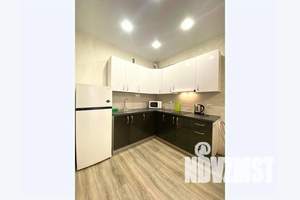 2-к квартира, посуточно, 42м2, 4/9 этаж