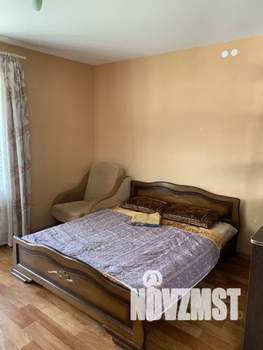 Студия квартира, посуточно, 32м2, 3/3 этаж