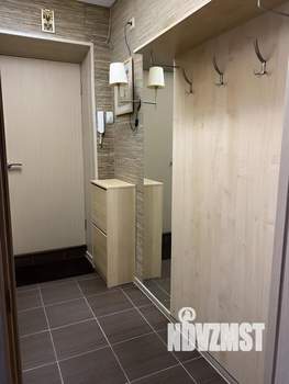 Студия квартира, посуточно, 38м2, 1/5 этаж