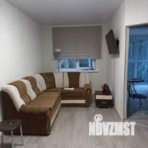 2-к квартира, посуточно, 54м2, 3/3 этаж