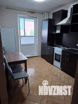 1-к квартира, посуточно, 33м2, 1/16 этаж