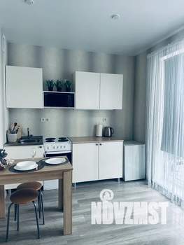 Студия квартира, посуточно, 30м2, 1/5 этаж