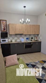 Студия квартира, посуточно, 36м2, 18/18 этаж