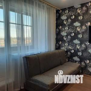 Студия квартира, посуточно, 29м2, 3/9 этаж