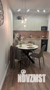 Студия квартира, посуточно, 32м2, 1/3 этаж