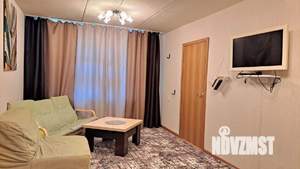 2-к квартира, посуточно, 44м2, 1/1 этаж
