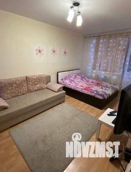 1-к квартира, посуточно, 42м2, 1/1 этаж