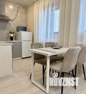 2-к квартира, посуточно, 40м2, 3/10 этаж