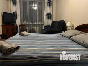 3-к квартира, посуточно, 80м2, 1/4 этаж