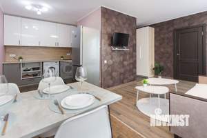 2-к квартира, посуточно, 39м2, 4/25 этаж