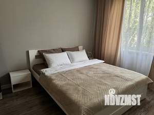 1-к квартира, посуточно, 33м2, 5/5 этаж