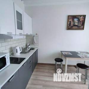 1-к квартира, посуточно, 28м2, 1/1 этаж