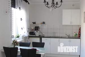 2-к квартира, посуточно, 42м2, 1/5 этаж