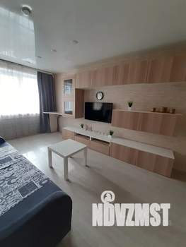 2-к квартира, посуточно, 38м2, 2/3 этаж