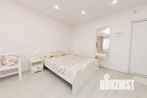 Студия квартира, посуточно, 33м2, 5/10 этаж