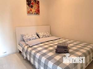 Студия квартира, посуточно, 50м2, 3/5 этаж