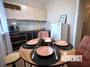 1-к квартира, посуточно, 36м2, 4/9 этаж