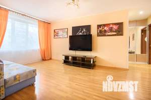 3-к квартира, посуточно, 60м2, 2/5 этаж