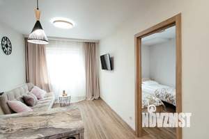 2-к квартира, посуточно, 36м2, 1/21 этаж