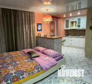 Студия квартира, посуточно, 28м2, 1/5 этаж