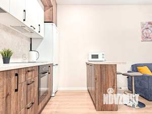 1-к квартира, посуточно, 37м2, 6/9 этаж