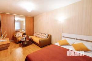 1-к квартира, посуточно, 40м2, 2/9 этаж