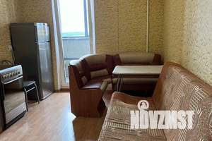 1-к квартира, посуточно, 42м2, 15/18 этаж