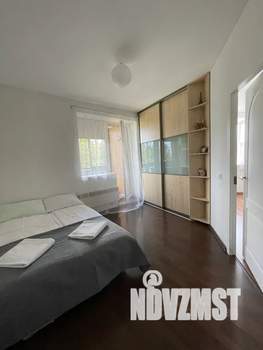 2-к квартира, посуточно, 45м2, 4/4 этаж