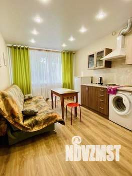 1-к квартира, посуточно, 42м2, 1/1 этаж