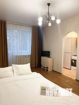 1-к квартира, посуточно, 36м2, 1/1 этаж