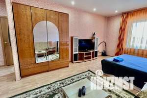 1-к квартира, посуточно, 42м2, 15/18 этаж