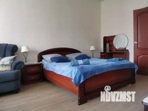 1-к квартира, посуточно, 80м2, 1/1 этаж