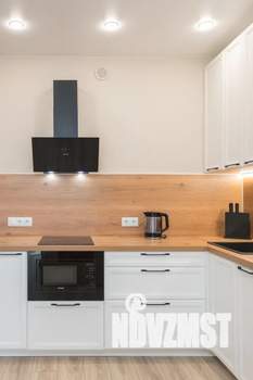 Студия квартира, посуточно, 33м2, 2/9 этаж