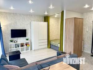 Студия квартира, посуточно, 35м2, 1/5 этаж