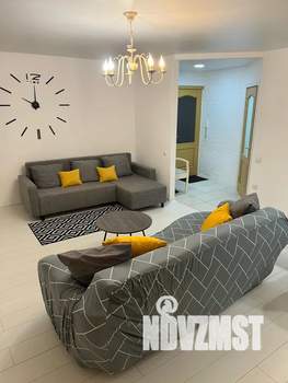 2-к квартира, посуточно, 50м2, 2/5 этаж