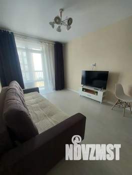 2-к квартира, посуточно, 42м2, 14/25 этаж