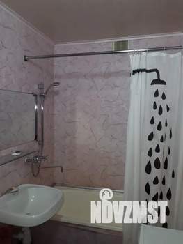 Студия квартира, посуточно, 38м2, 1/15 этаж