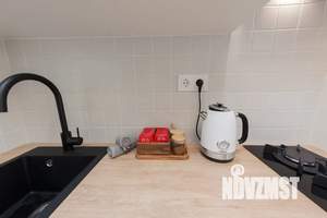 Студия квартира, посуточно, 30м2, 1/5 этаж